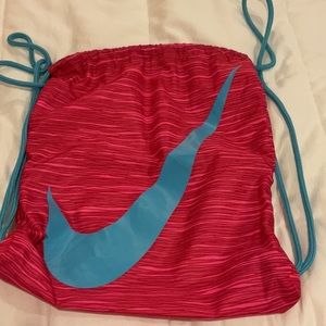 NIKE soccer sinch bag